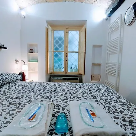 Bed & Breakfast 900 From Coliseum Ac Private Bathroom