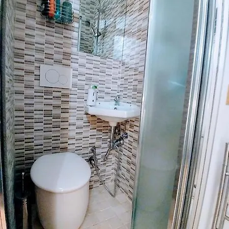 Bed & Breakfast 900 From Coliseum Ac Private Bathroom Rome